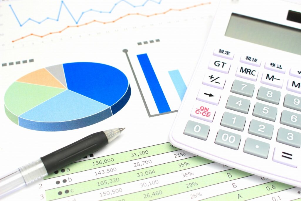 Google広告にいくらかけてもいい？最適な費用の計算方法