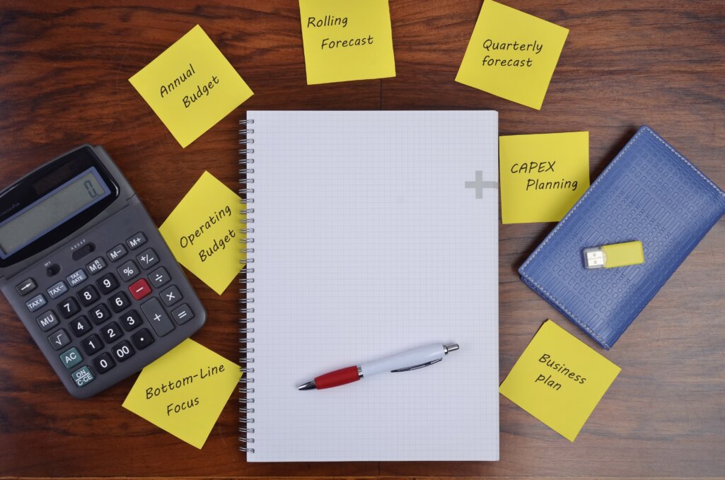 制作を相談・発注する際に必要な手順