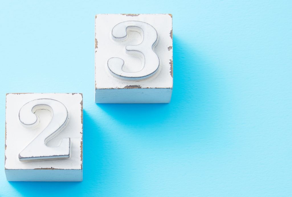 CVR(コンバージョン率)の目安は2〜3%前後