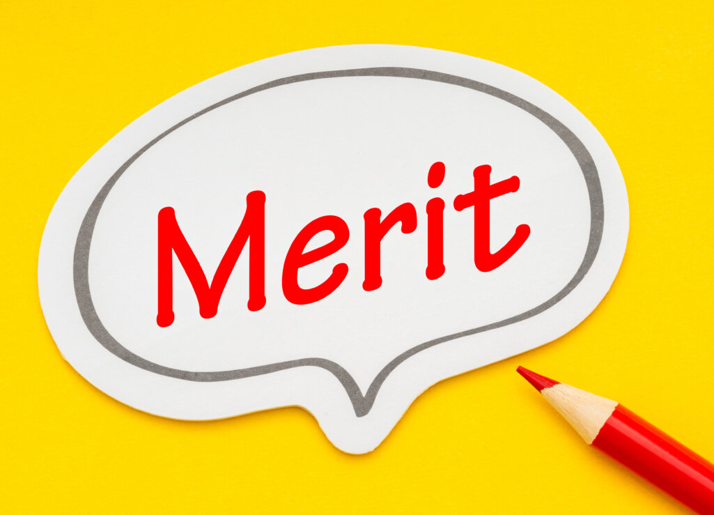 「オウンドメディア」「アーンドメディア」それぞれのメリット