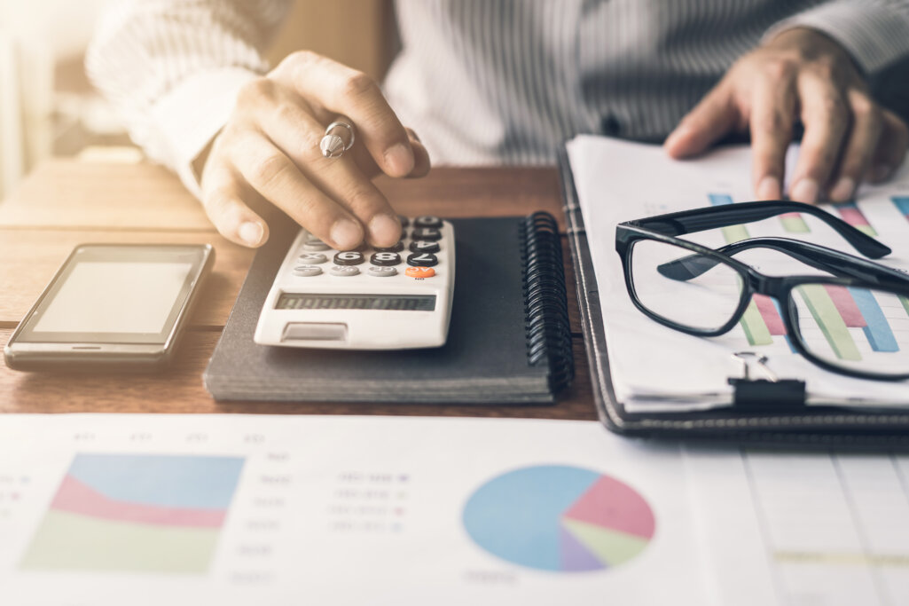 リスティング広告のシミュレーションに必要な数値