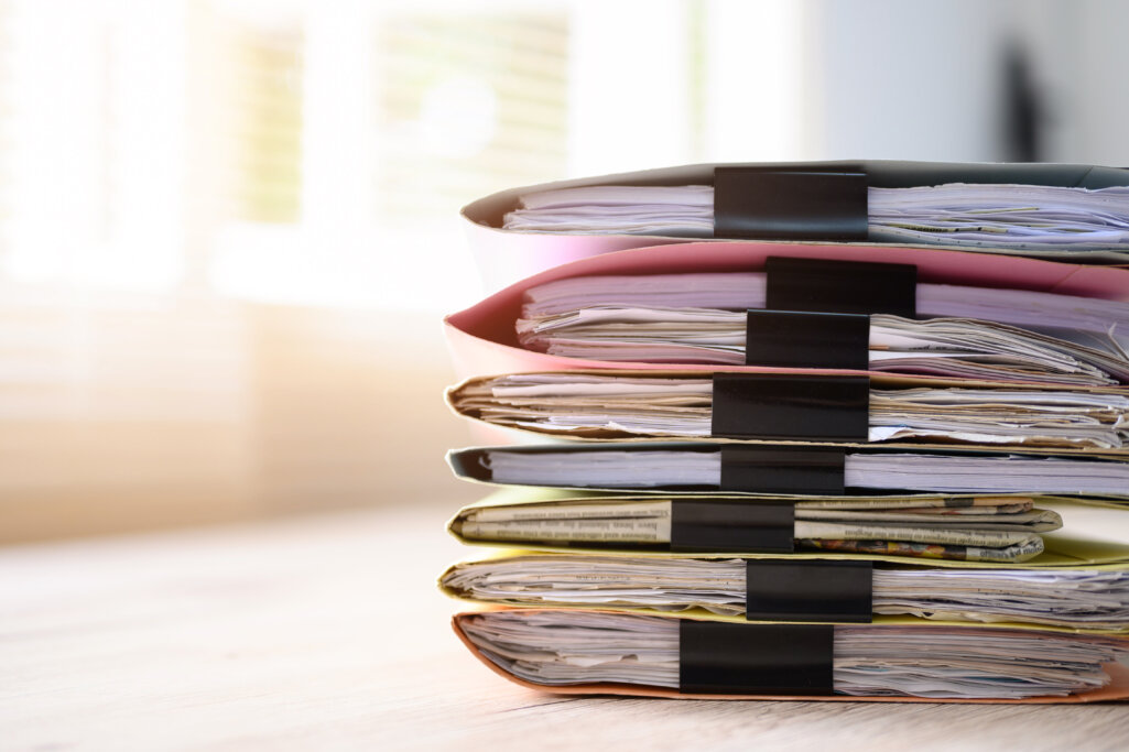 自社の課題に合わせてマーケティング資料を集めよう