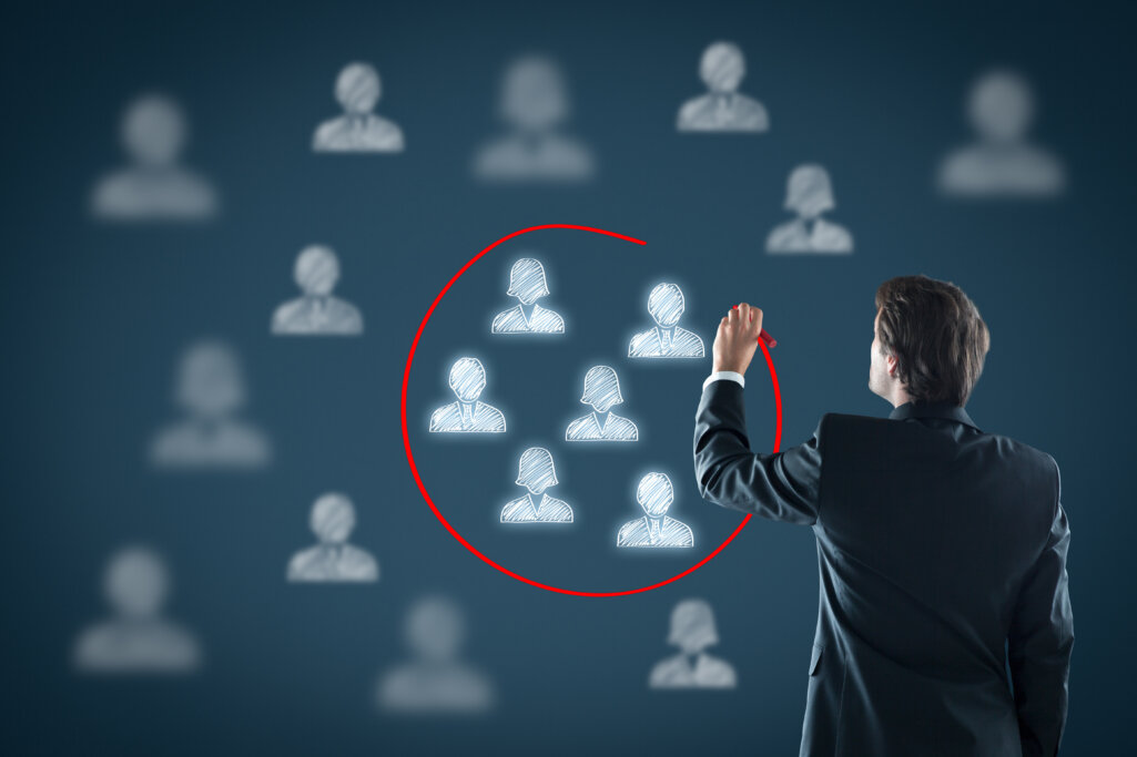 Facebook広告のカスタムオーディエンス