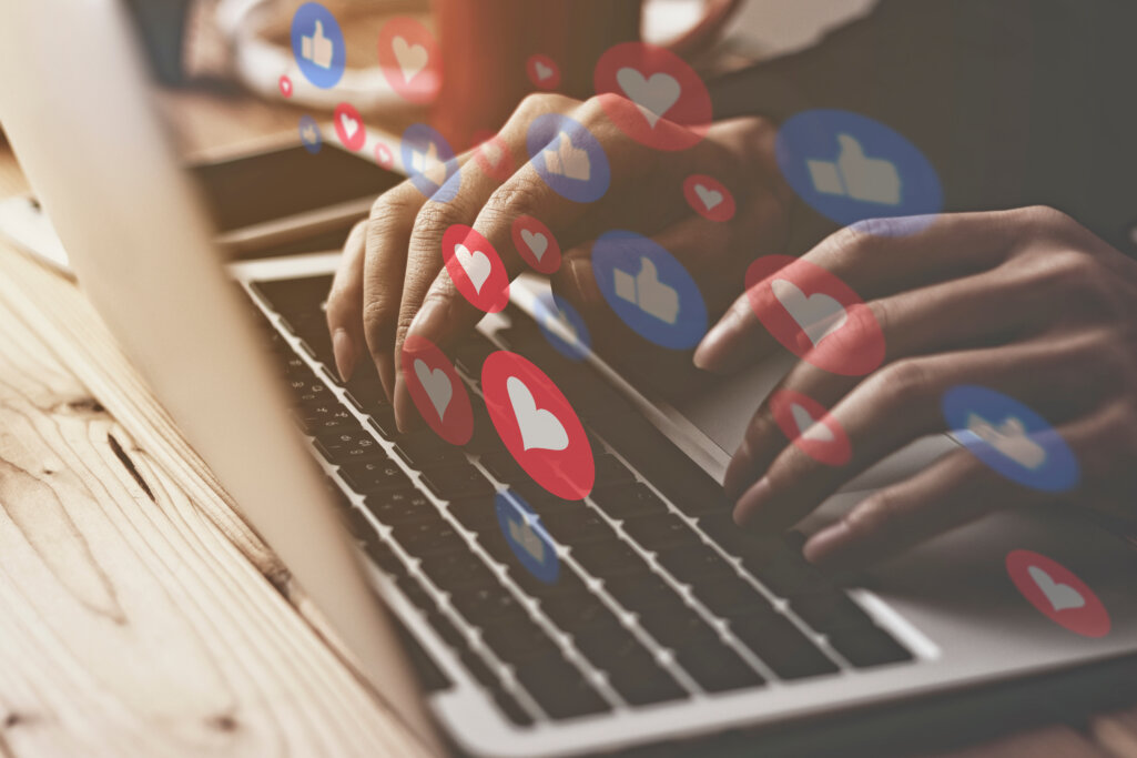 SNS運用代行とは