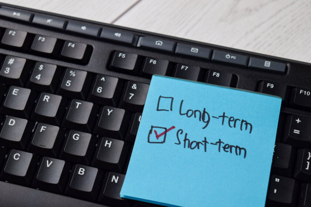 SEO効果を高めるには中長期的な戦略が大切