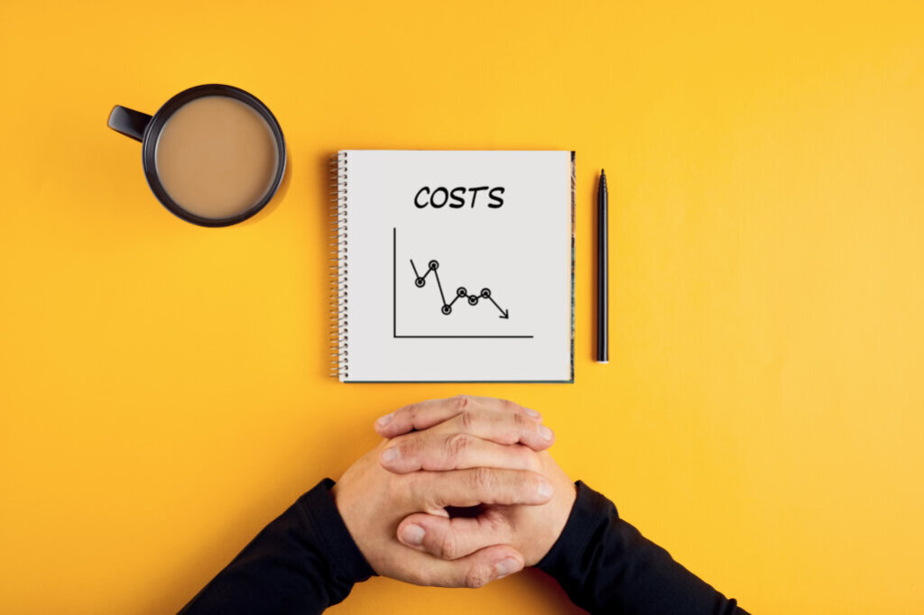 MEO導入の費用と外注・内製の判断基準